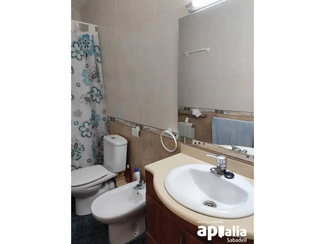 Baño de Piso en venta en Sabadell con Calefacción, Jardín privado y Trastero