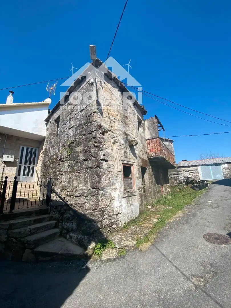 Vista exterior de Casa adosada en venta en Melón