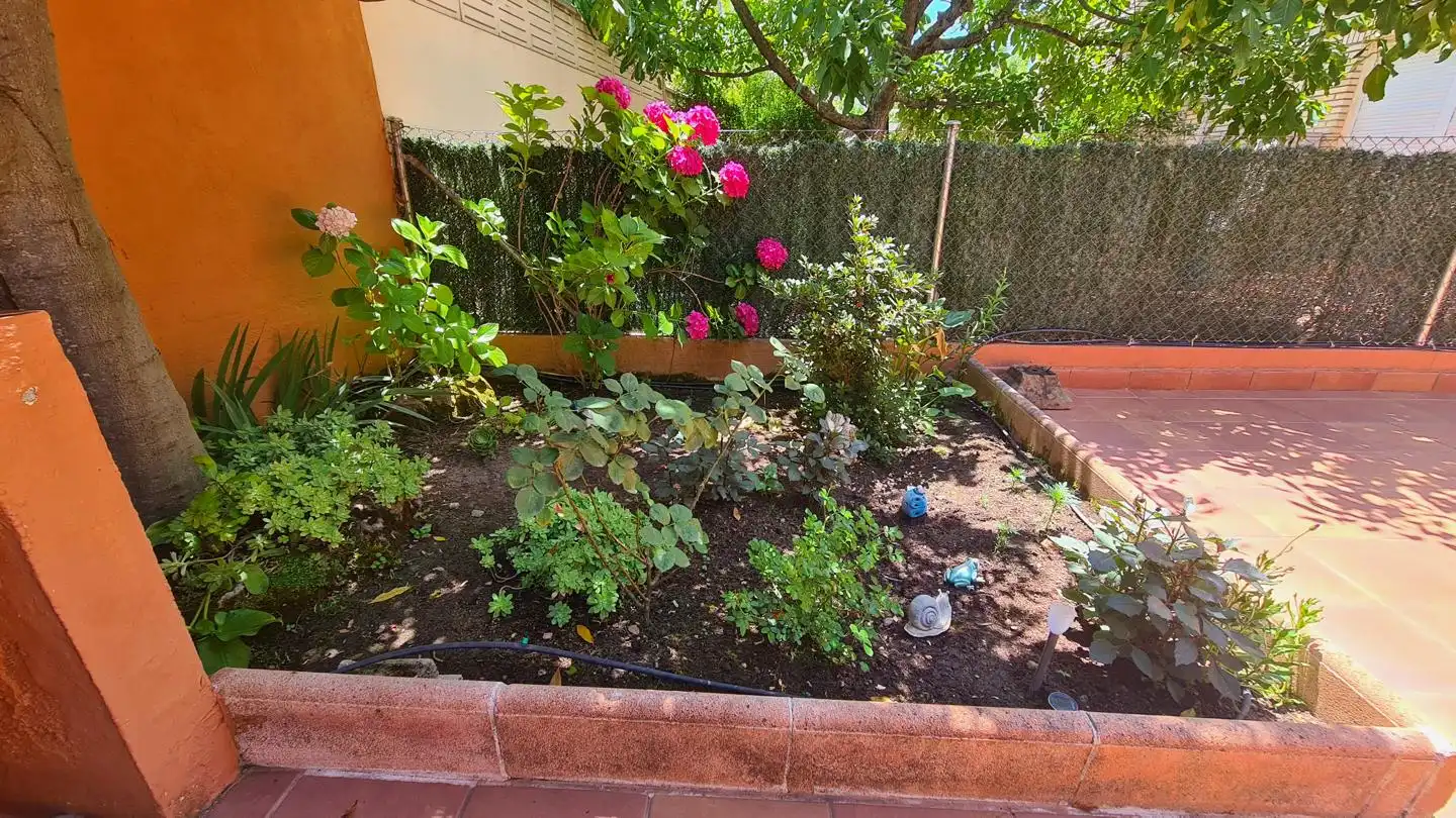 Garden of Houses for sale in La Adrada   with Private garden, Storage room and Balcony