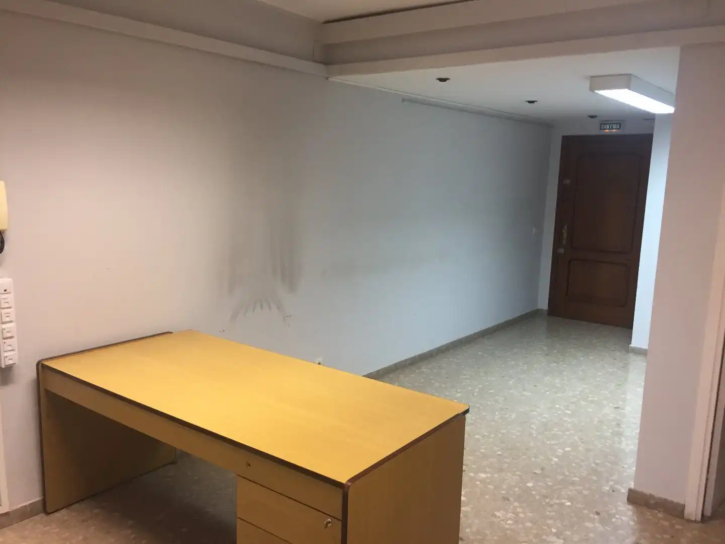 Office space with lift to rent in Carrer Cardenal Domènech 2, imagen 4