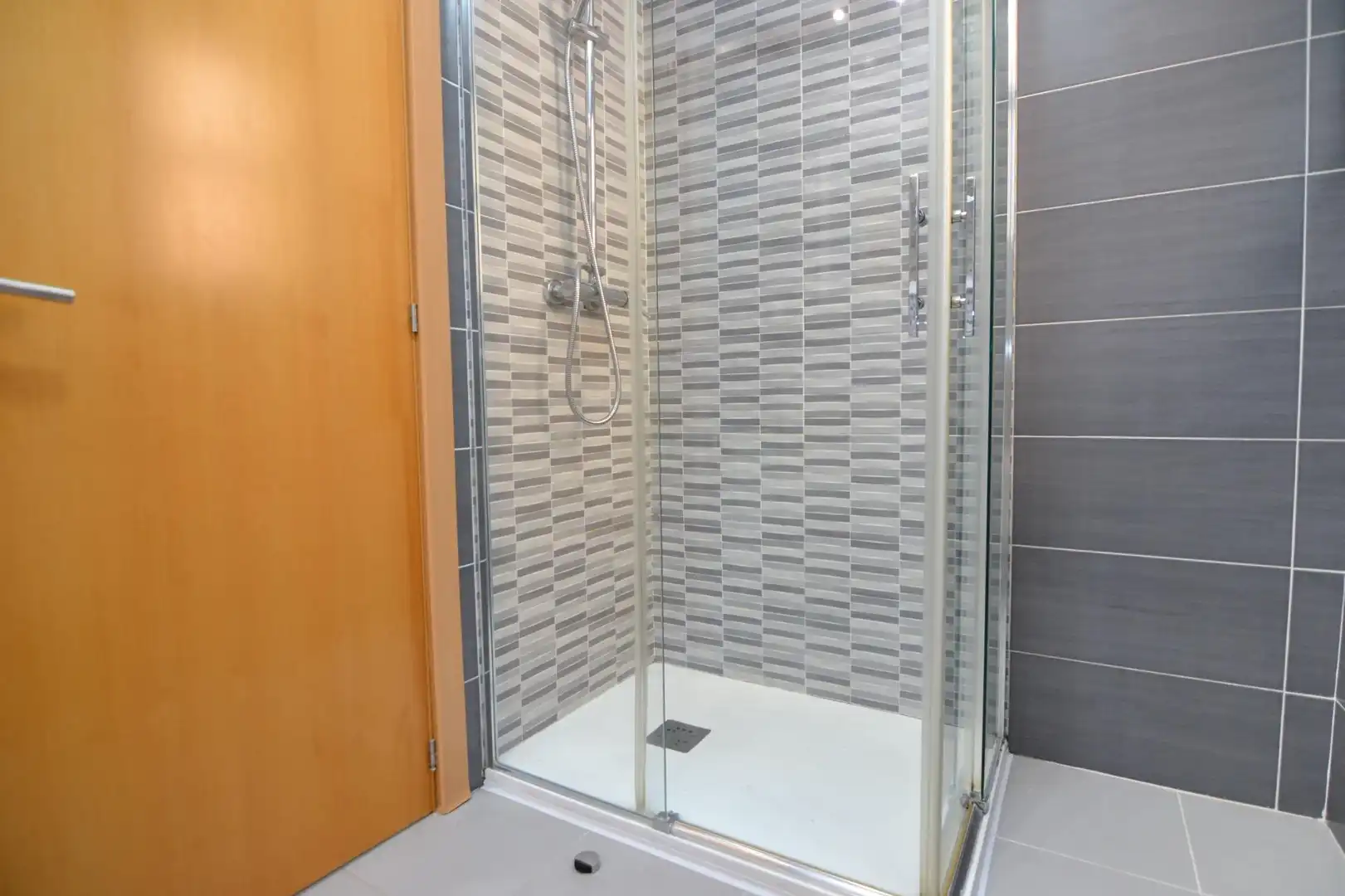 Bathroom of Flat for sale in Navalcarnero  with Heating, Storage room and Community pool