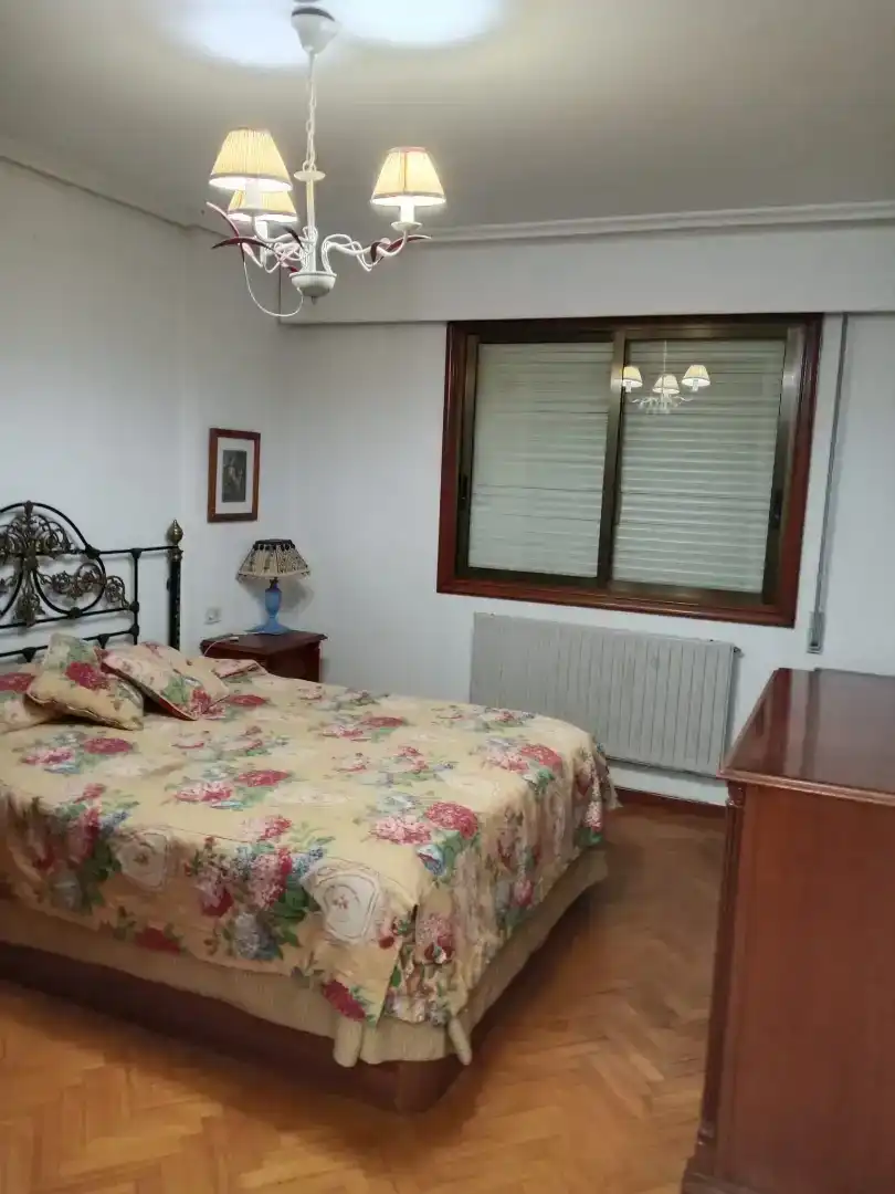 Bedroom of Flat for rent in Vigo   with Parquet flooring, Furnished and Balcony