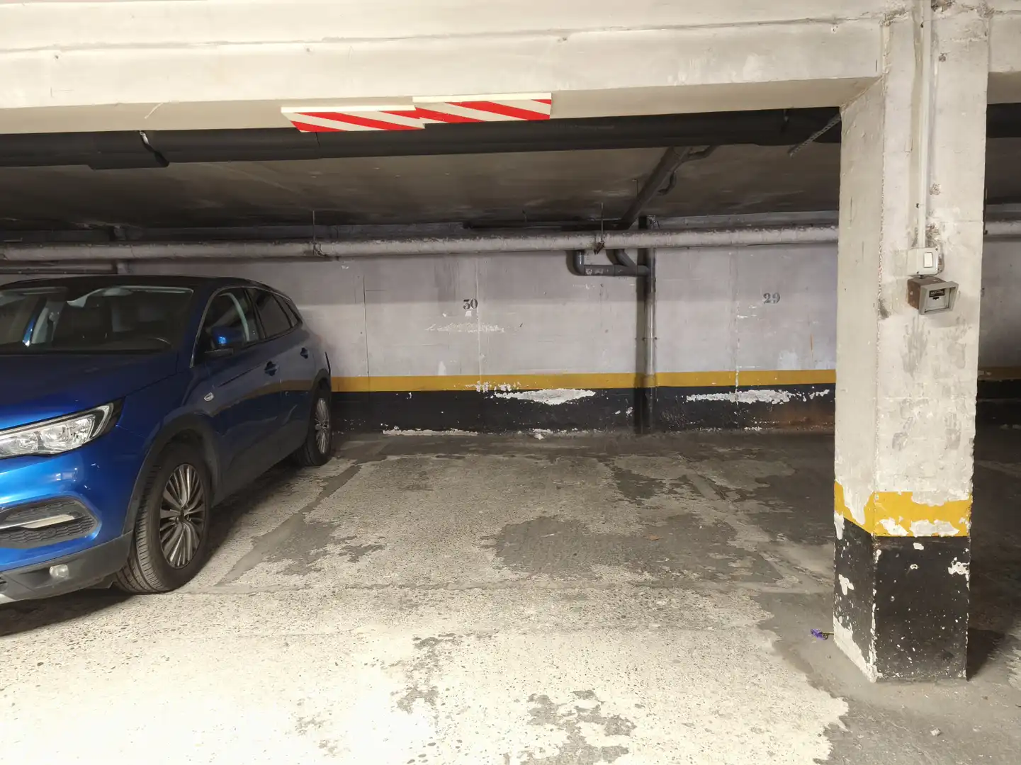 Parking de Piso en venta en  Logroño con Calefacción, Terraza y Balcón