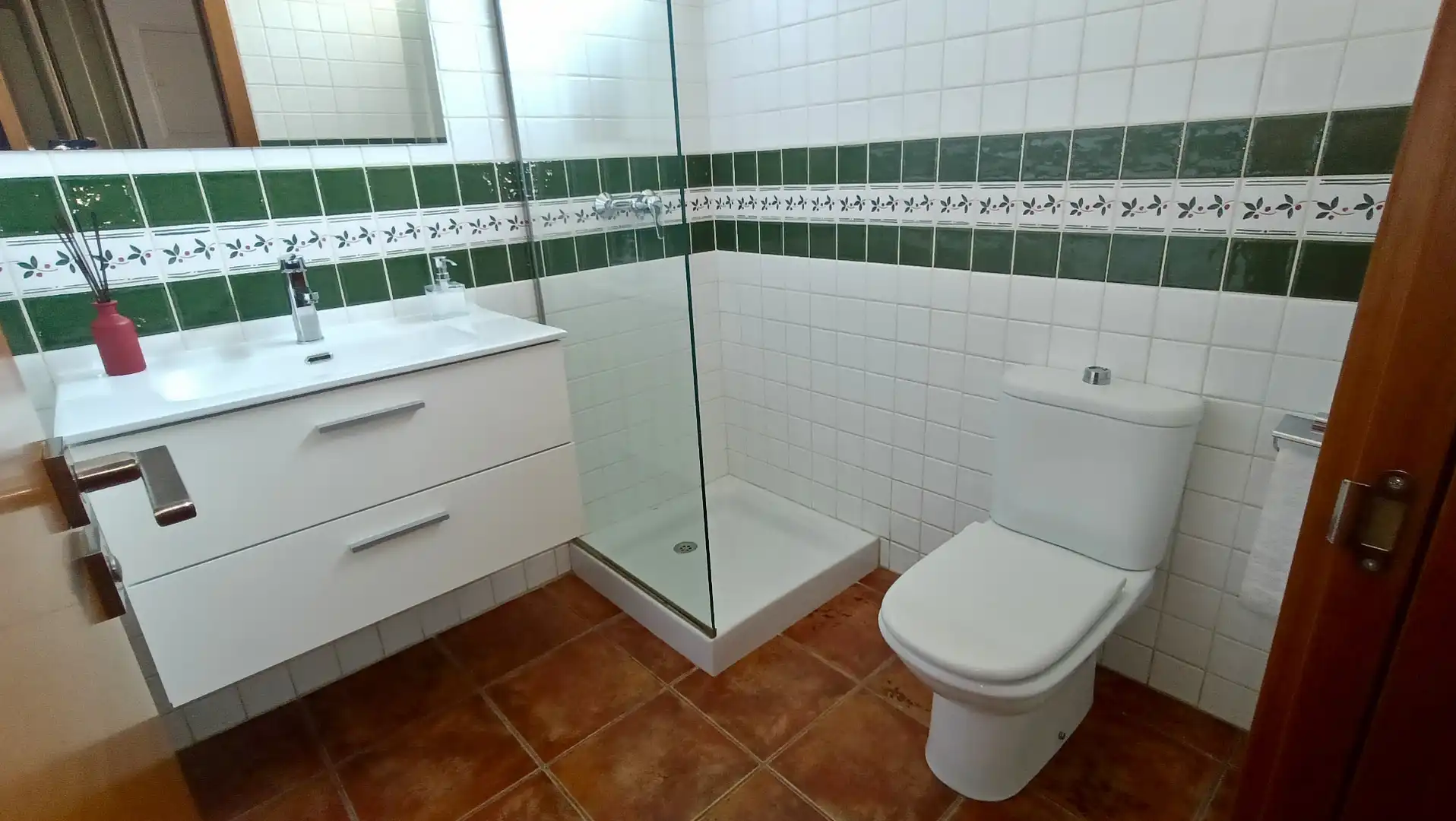 Bathroom of Detached homes for rent in Granadilla de Abona  with Air Conditioner, Private garden and Terrace