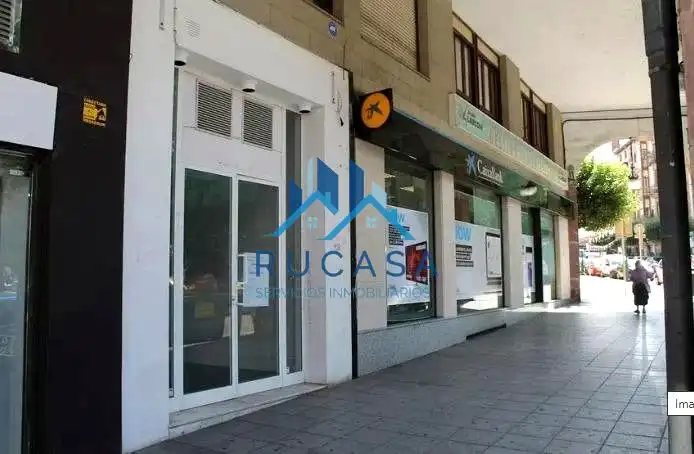 Locale commerciale in vendita a Mayor, imagen 2