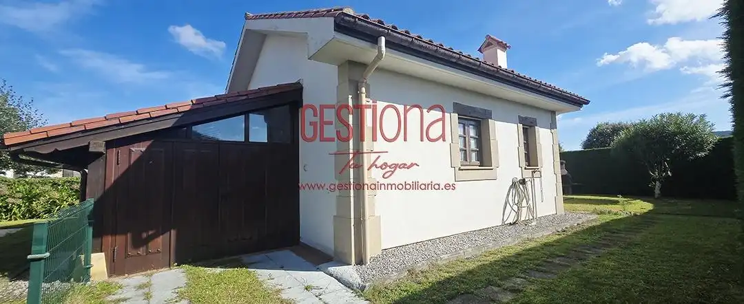 Vista exterior de Casa o chalet en venta en Ribamontán al Mar con Calefacción, Jardín privado y Piscina