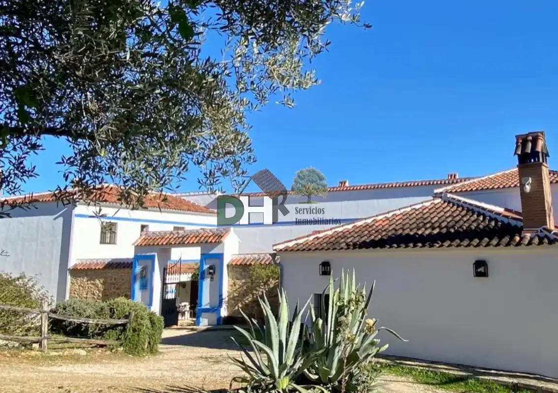 Xalet amb piscina en venda a Rinconada