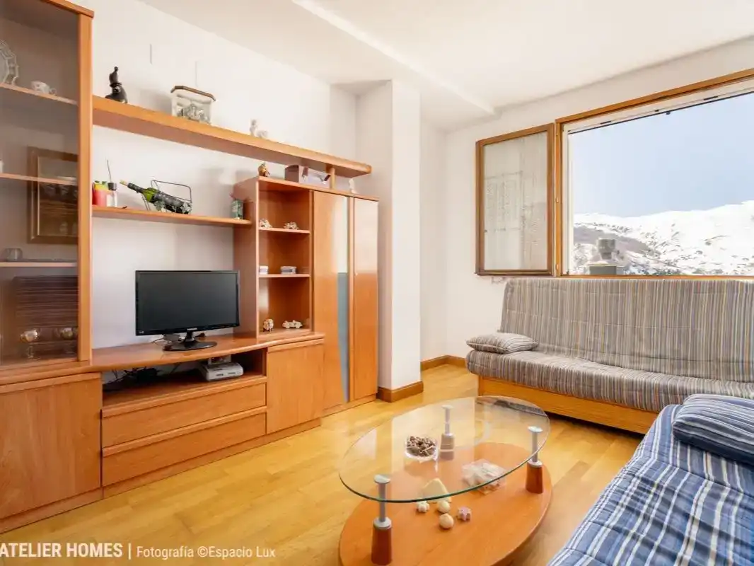 Sala de estar de Piso en venta en Sallent de Gállego con Parquet, Trastero y Piscina