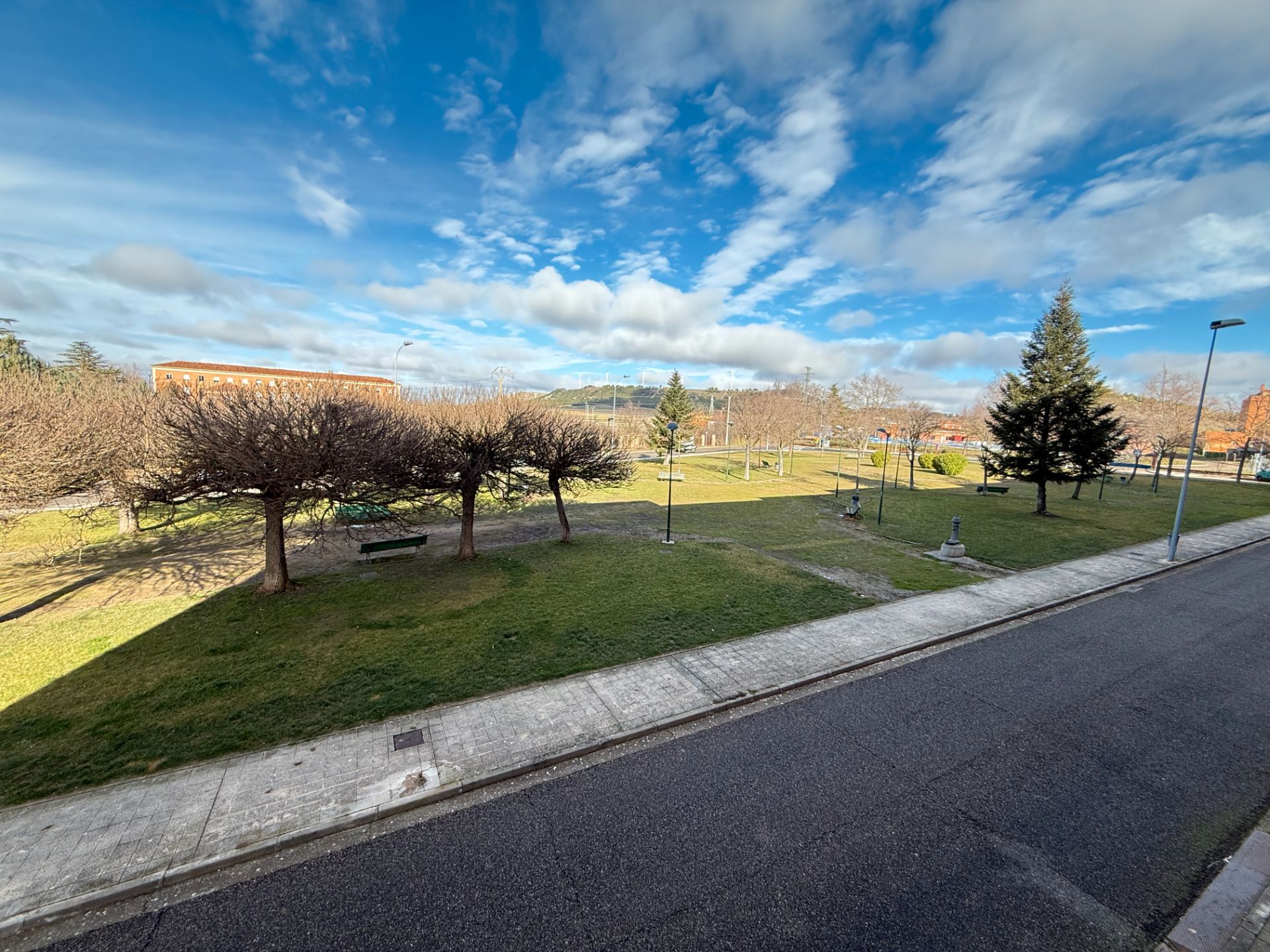 Exterior view of Flat for sale in Palencia Capital  with Heating, Parquet flooring and Storage room