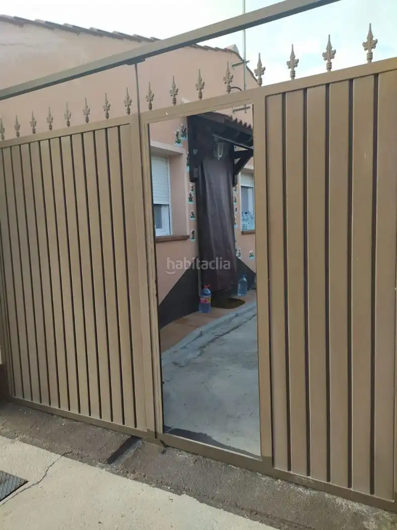 Casa amb jardí en venda a Calle Sol 7, imagen 2