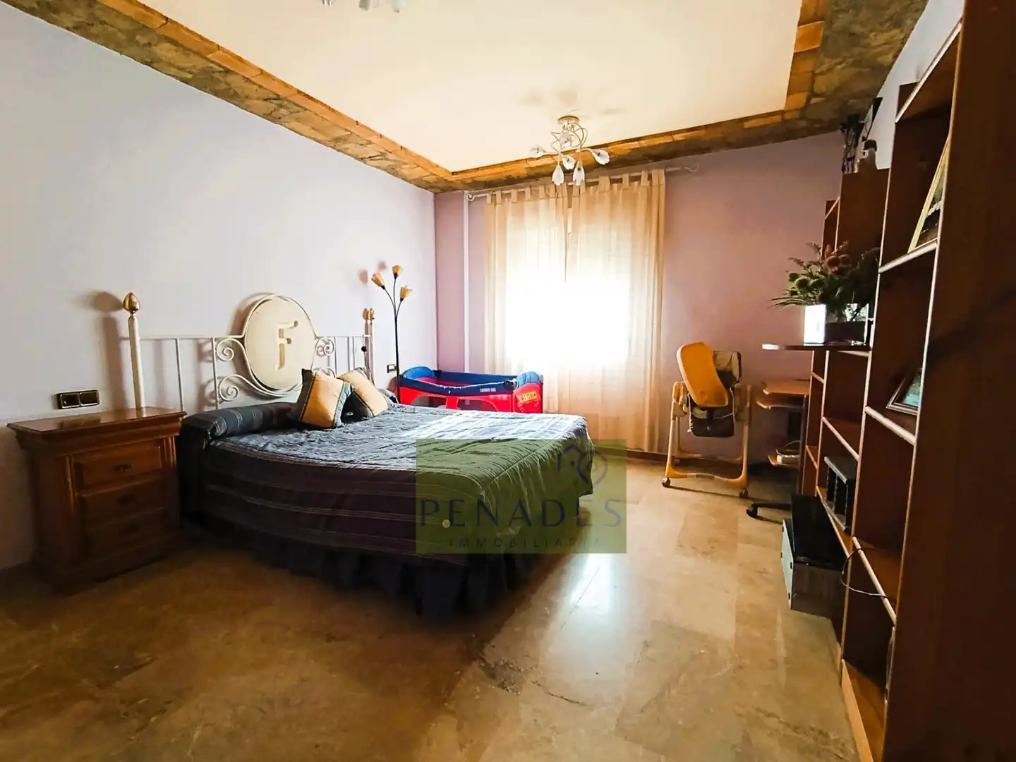 Dormitori de Casa o xalet en venda en Ontinyent amb Aire condicionat, Jardí privat i Terrassa