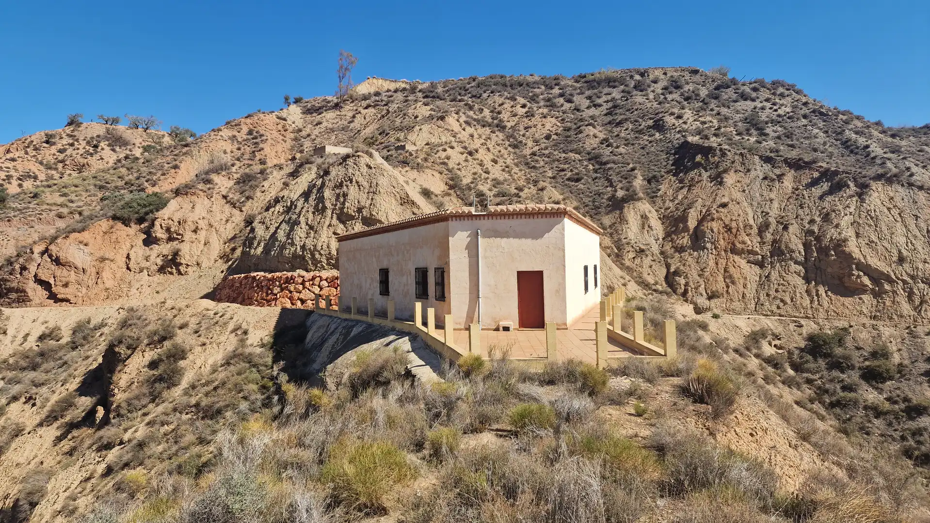 Vista exterior de Finca rústica en venda en Canjáyar amb Jardí privat, Terrassa i Traster