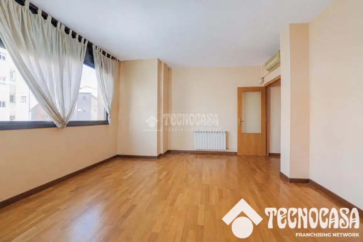 Habitación de Piso en venta en Barcelona con Aire acondicionado, Calefacción y Parquet