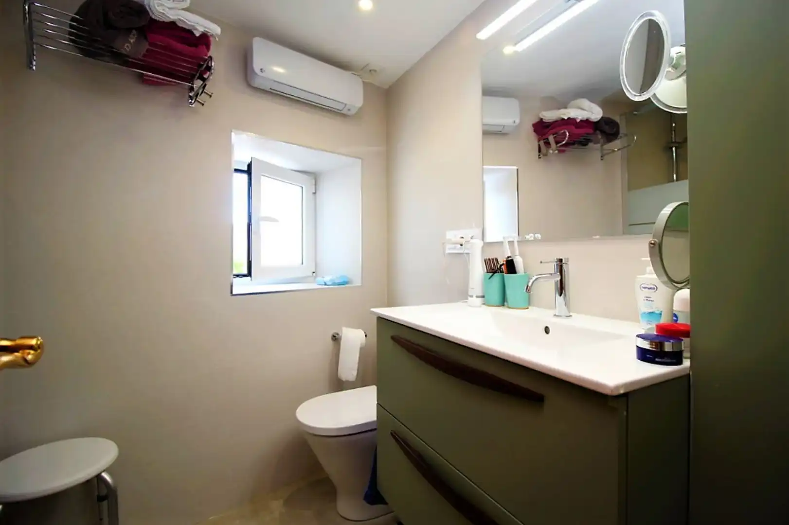 Bathroom of Commercial properties for sale in Oza dos Ríos