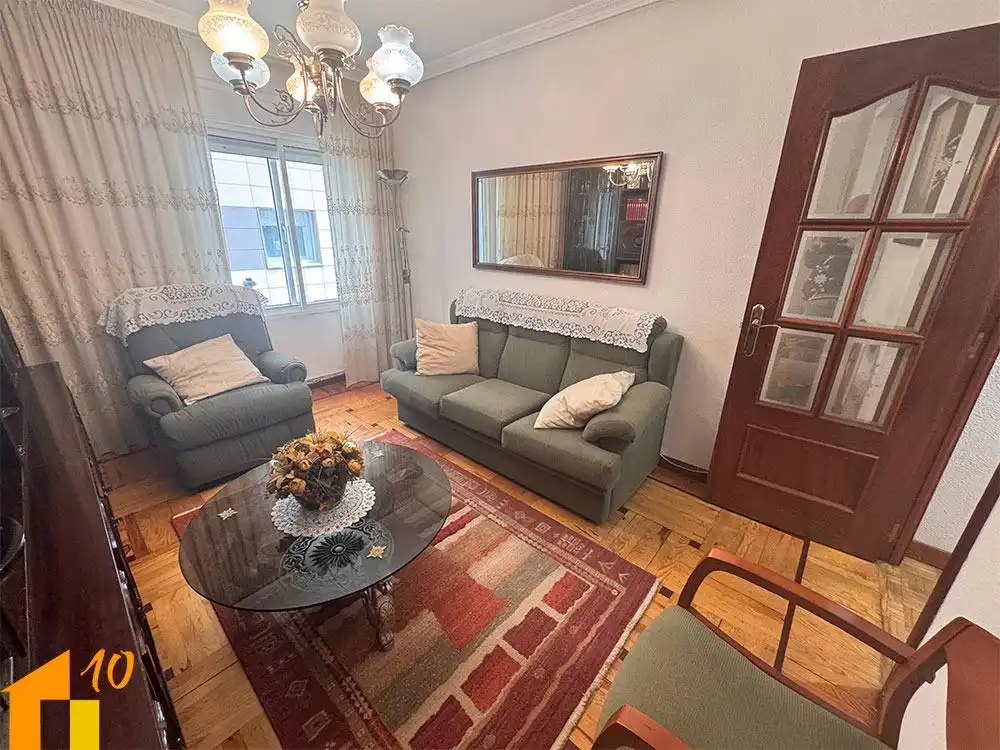 Pis en venda a Calle ROMANCEROS, San Julián - Barriada de Cortes, Zona Sur - Barrio Cortes