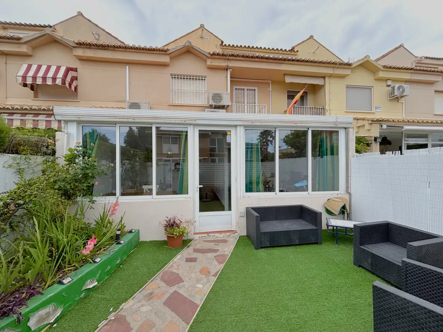 Detached homes for sale in Carrer Zarauz, El Grao