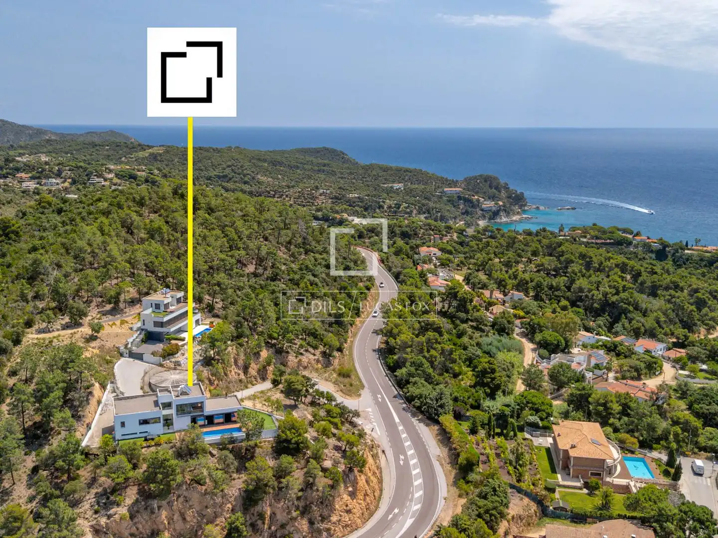 Außenansicht von Haus oder Chalet zum Verkauf in Lloret de Mar mit Klimaanlage, Privatgarten und Terrasse