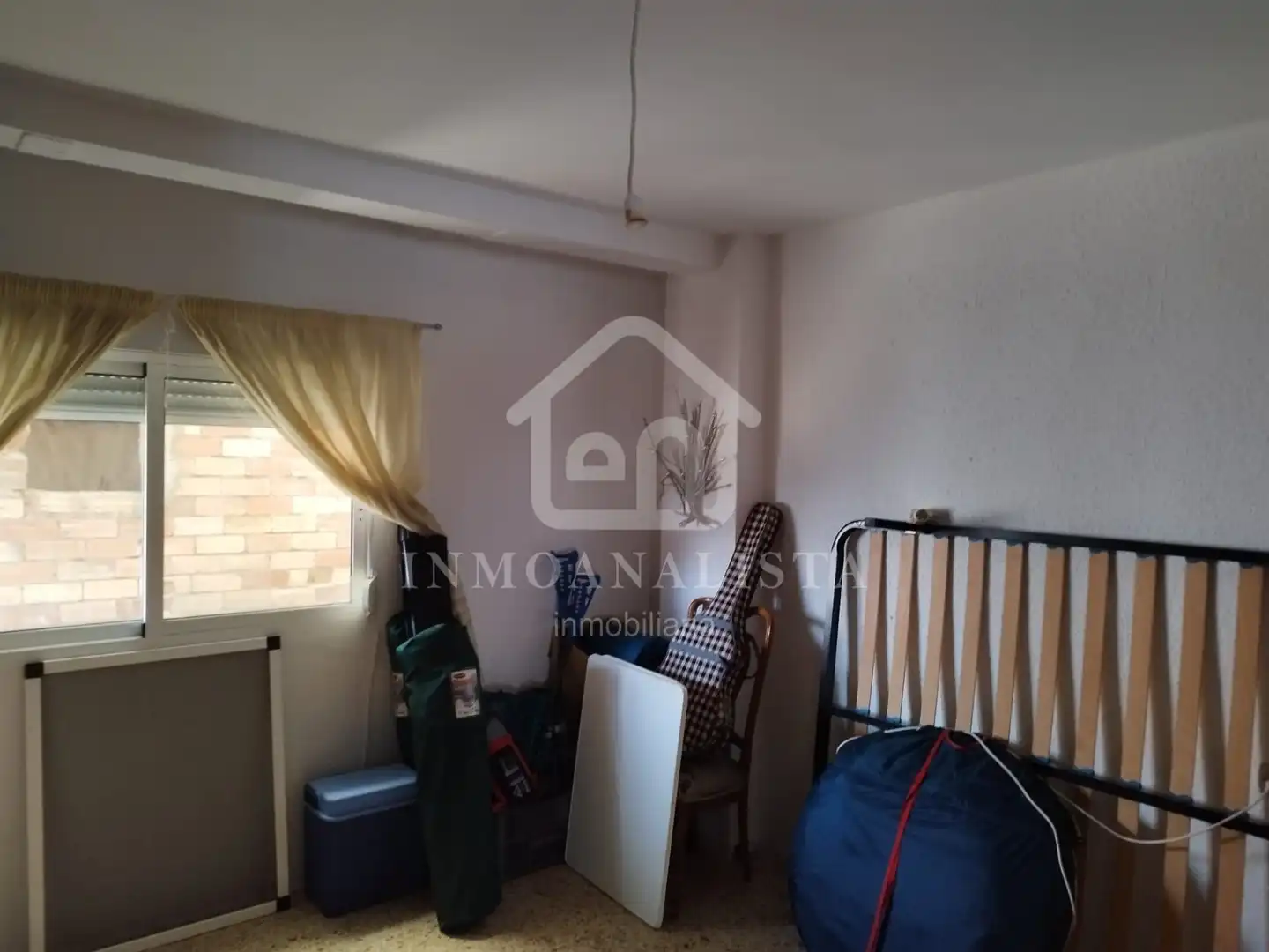 Bedroom of Houses for sale in Requena  with Air Conditioner, Terrace and Storage room
