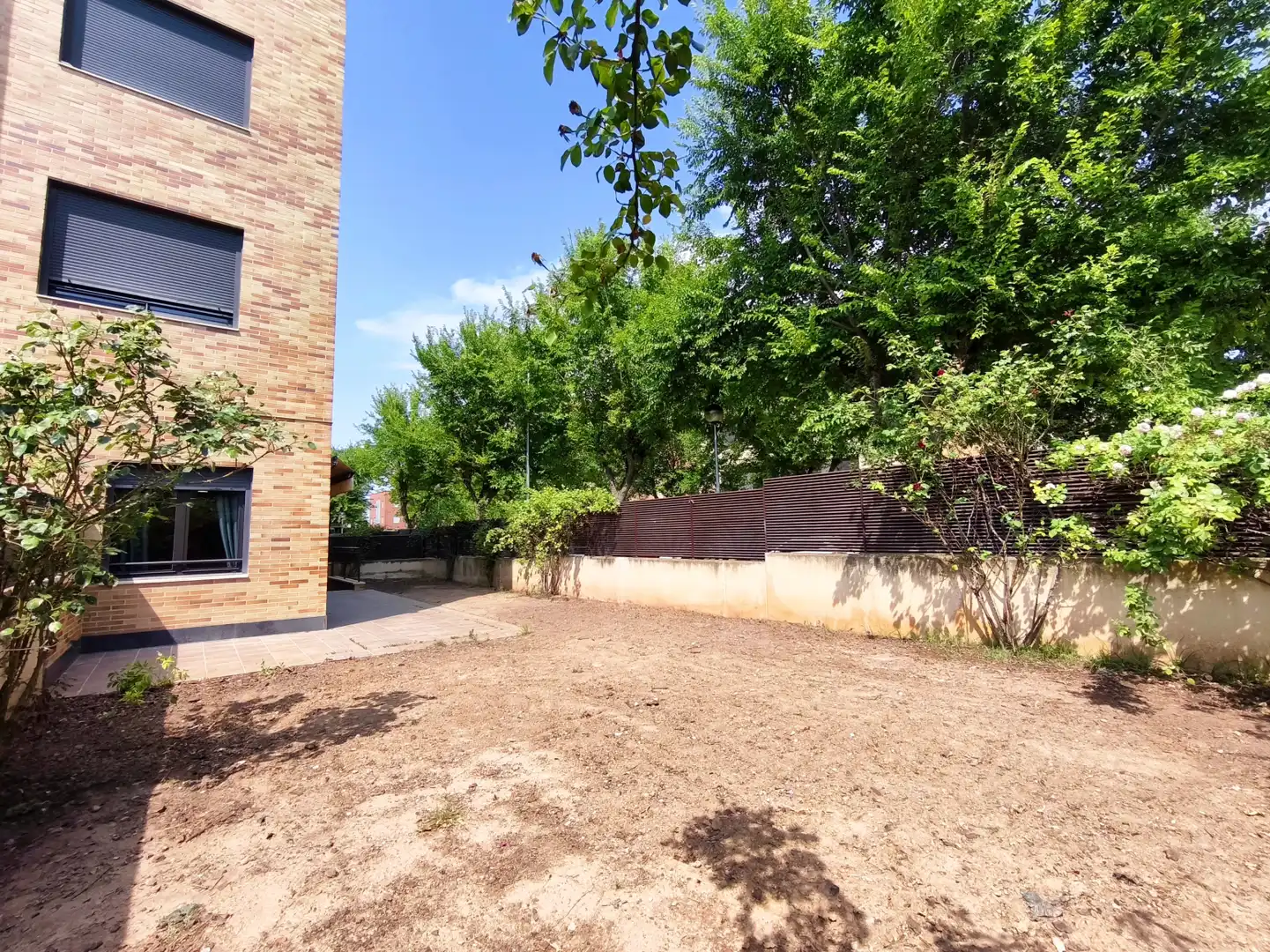 Piso en venta en Lardero con Calefacción, Jardín privado y Parquet