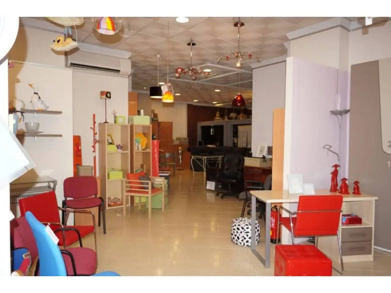 Local comercial en venda a Baena, imagen 5