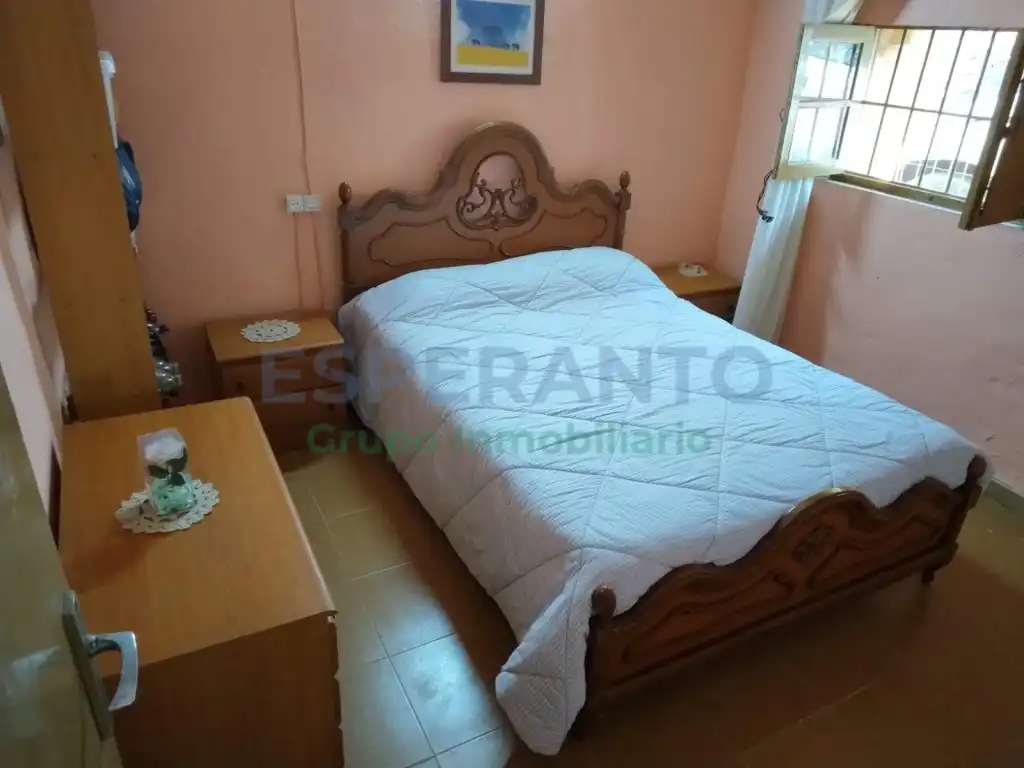 Dormitori de Finca rústica en venda en Málaga amb Jardí privat i Piscina