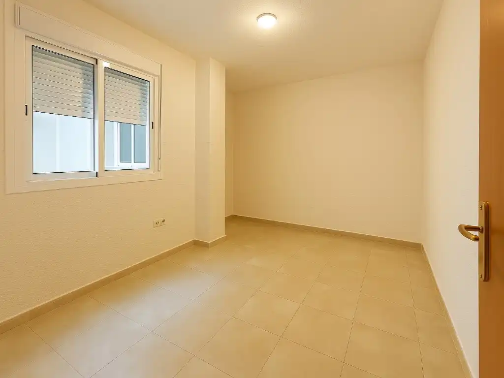 Flat with lift for sale in Carrer del Doctor R. Roig 2, imagen 7