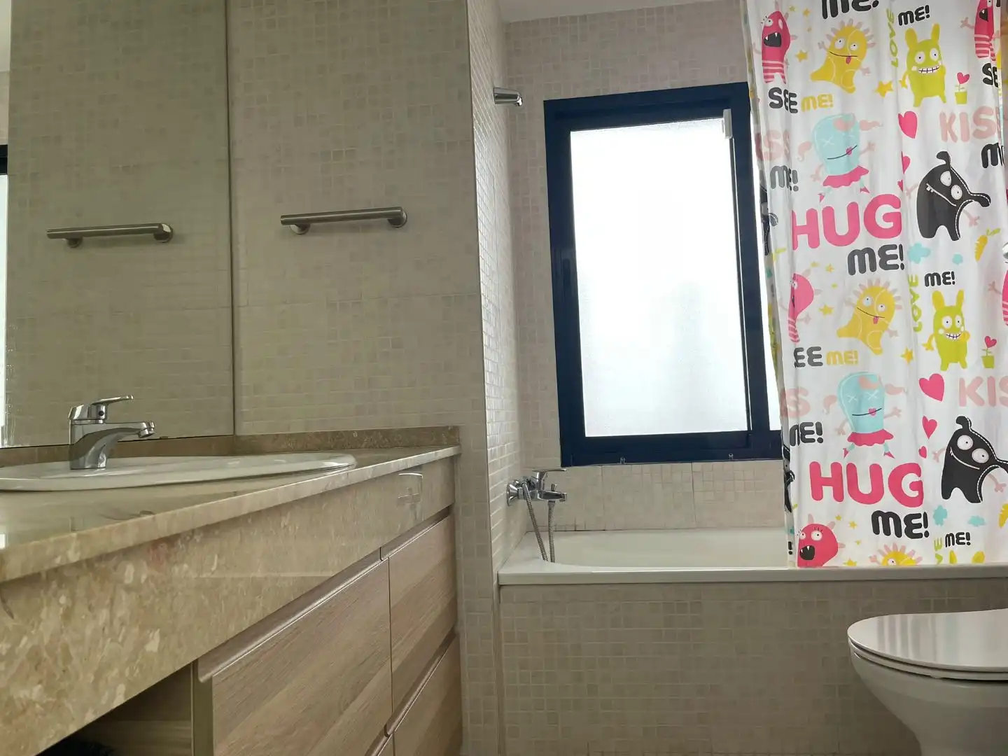 Bany de Casa o xalet en venda en Albolote amb Aire condicionat, Terrassa i Piscina