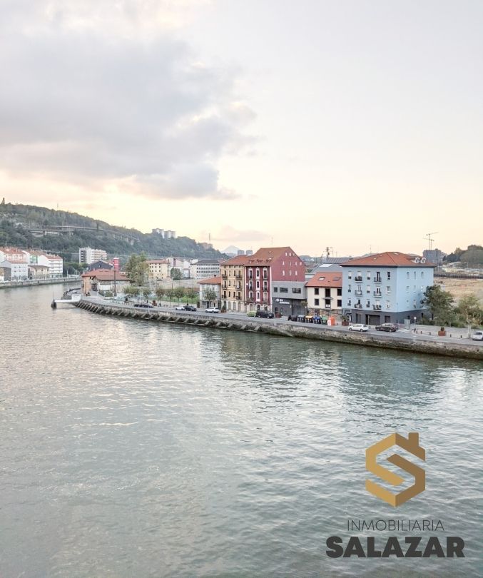 Exterior view of Attic to rent in Bilbao   with Heating