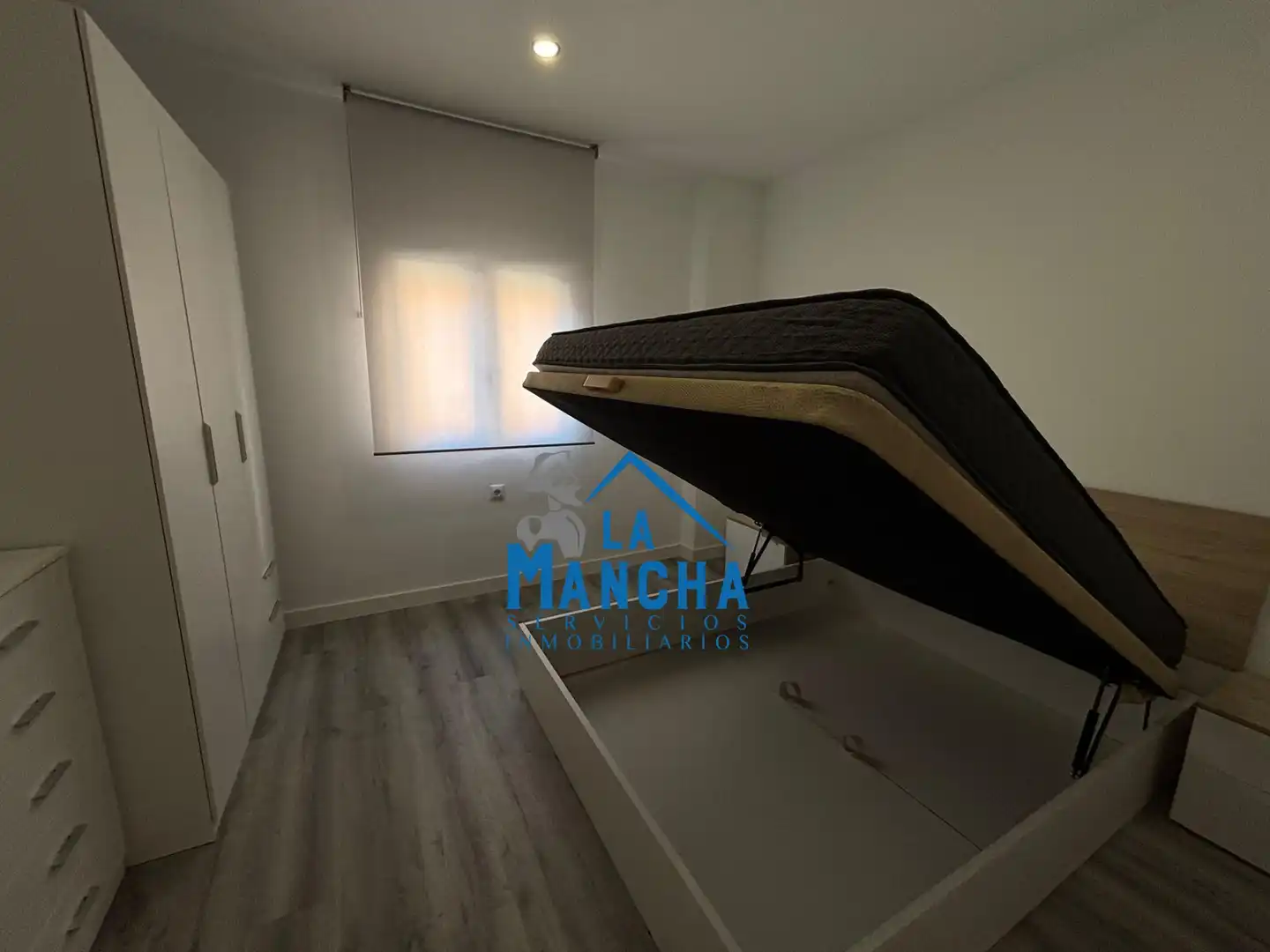 Bedroom of Flat for sale in Albacete  with Air Conditioner, Heating and Furnished