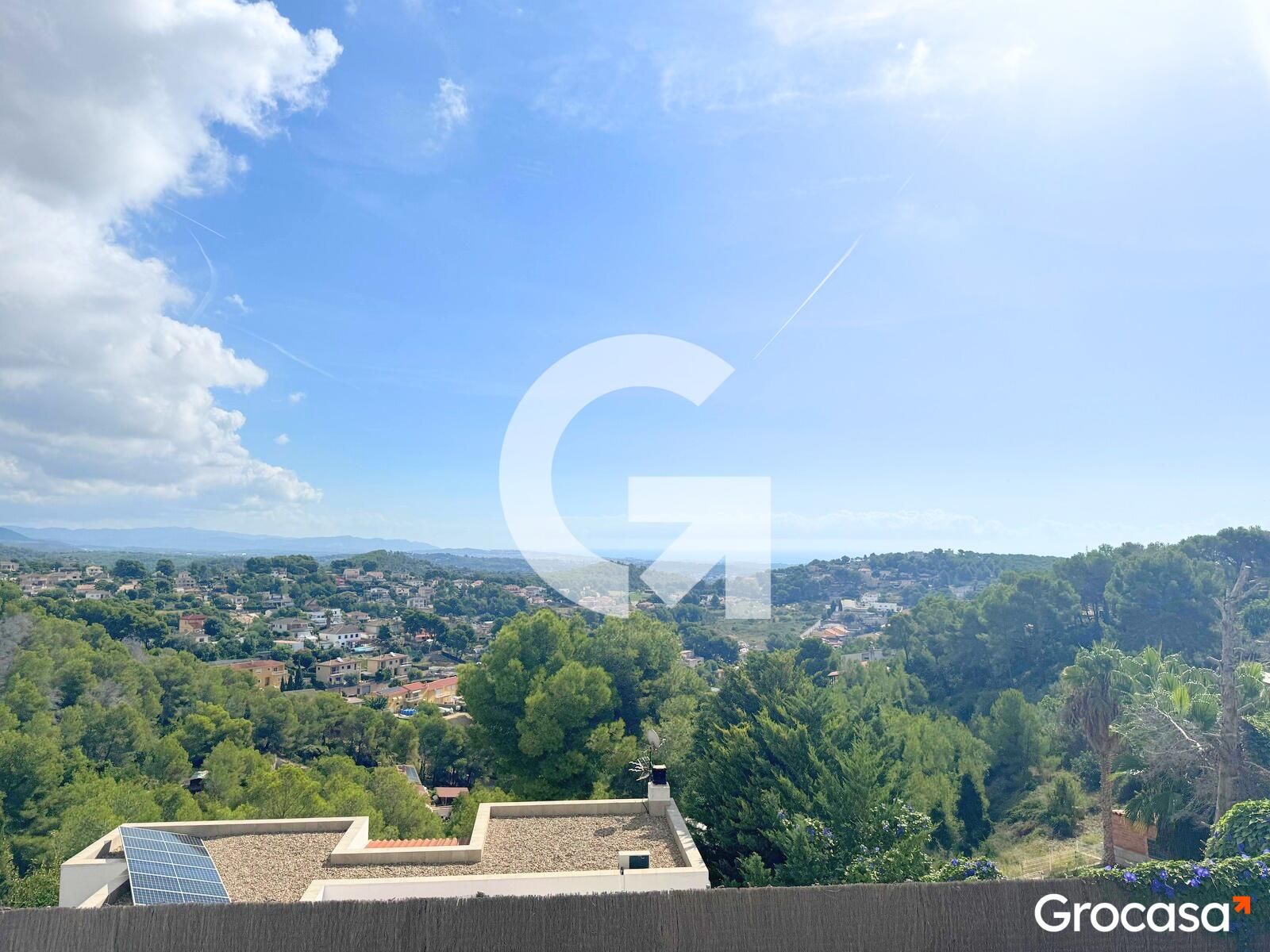 Vista exterior de Casa o xalet en venda en Cunit amb Jardí privat, Terrassa i Traster