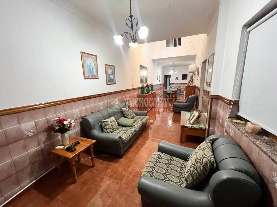 Sala d'estar de Casa adosada en venda en Santa Lucía de Tirajana amb Aire condicionat, Terrassa i Traster