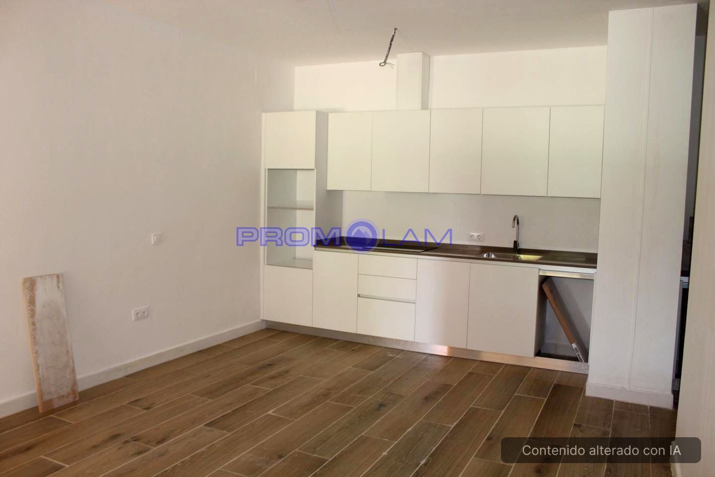 Kitchen of Planta baja for sale in  Sevilla Capital
