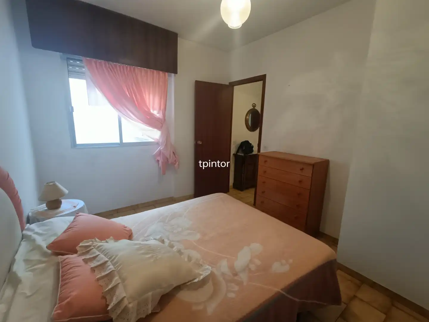 Habitación de Piso en venta en Malpartida de Cáceres con Aire acondicionado, Terraza y Amueblado