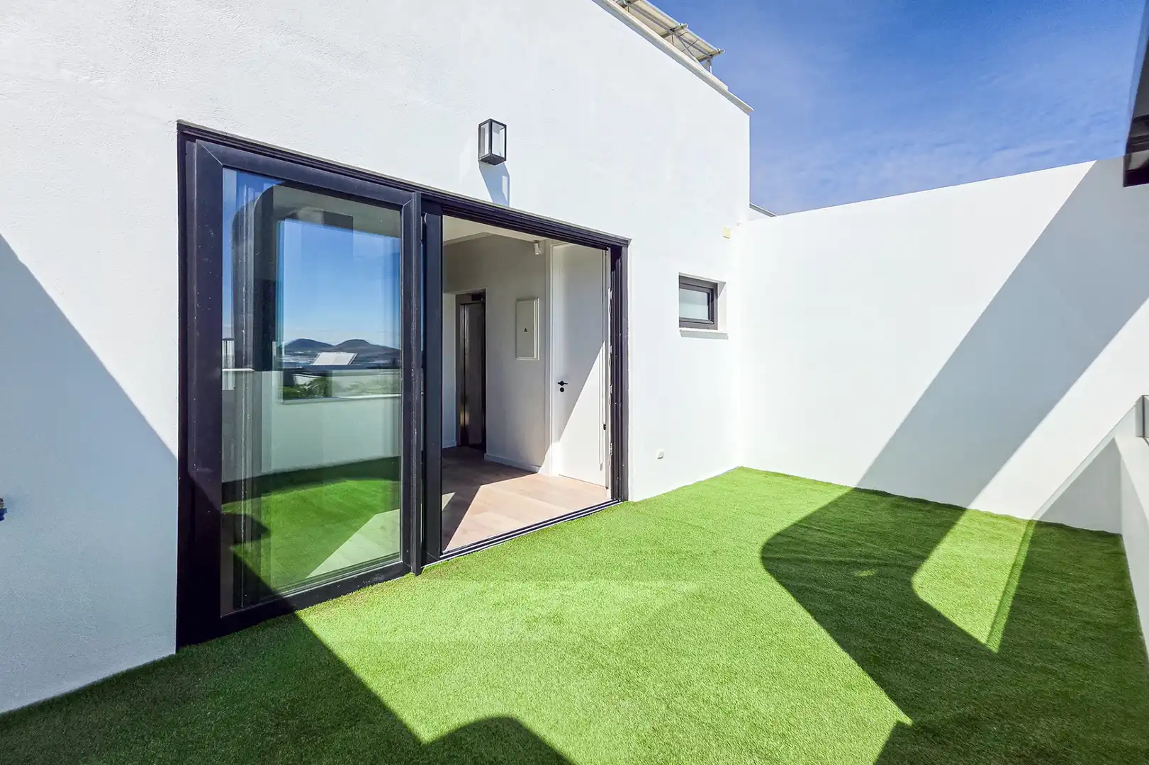 Terrace of Detached homes for sale in Las Palmas de Gran Canaria  with Air Conditioner, Terrace and Storage room