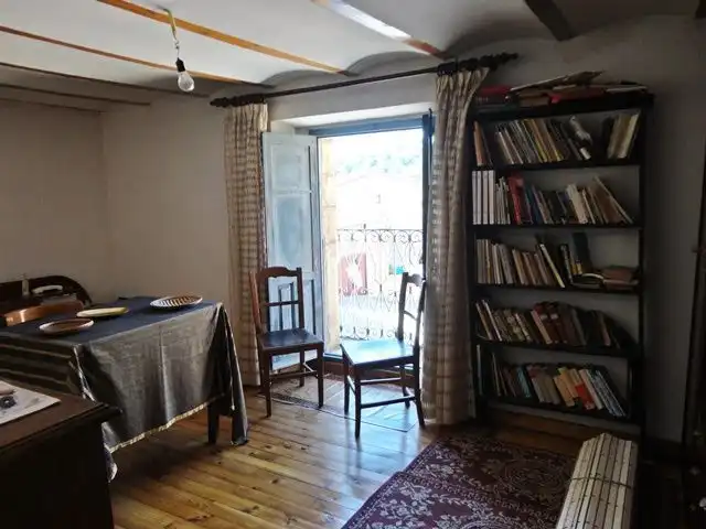 Comedor de Casa o chalet en venta en Huerta de Arriba con Calefacción, Trastero y Amueblado