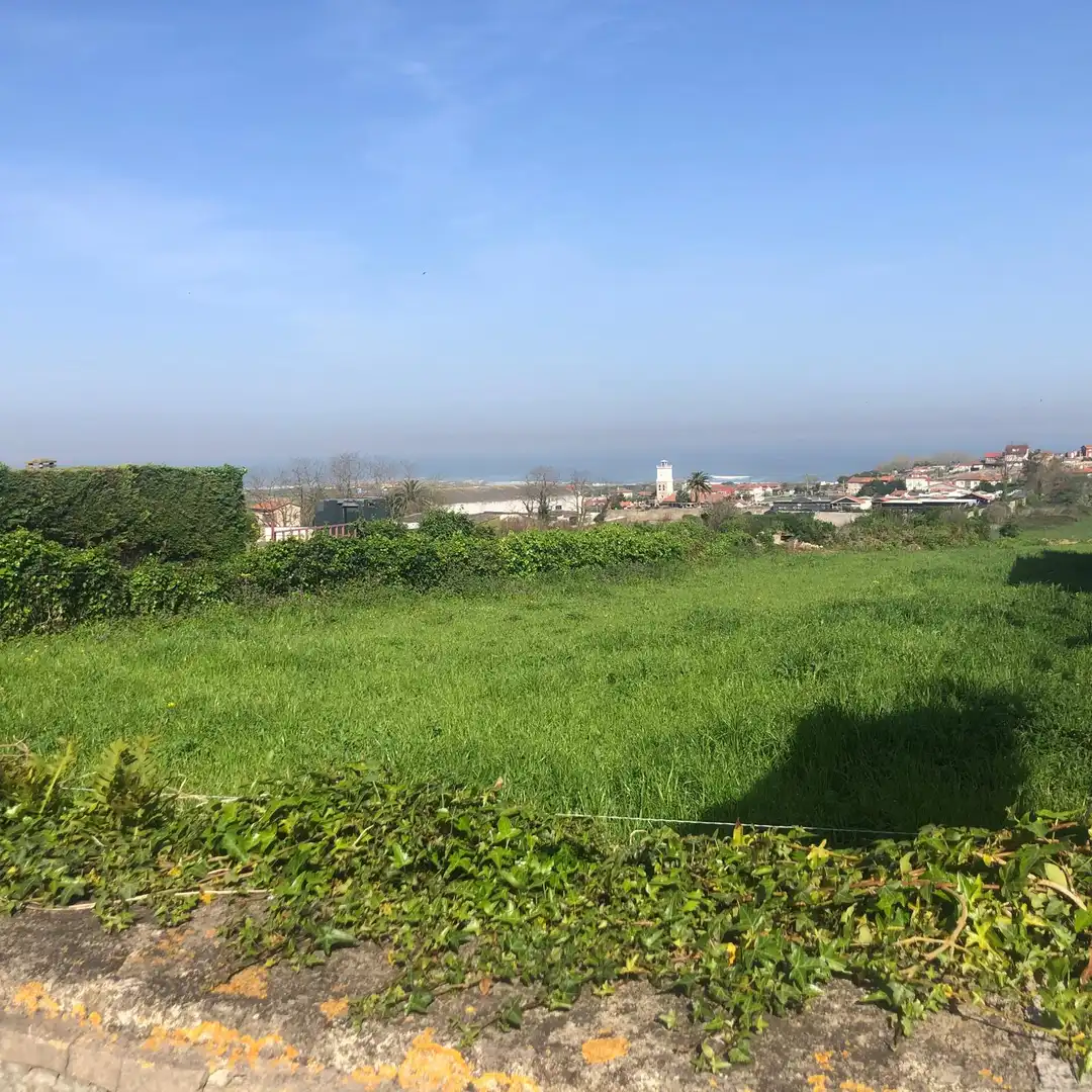 Residencial en venda en Santander