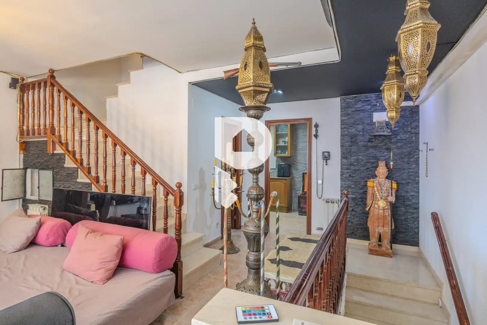 Casa adosada en venta en Sant Vicenç Dels Horts con Aire acondicionado, Calefacción y Terraza