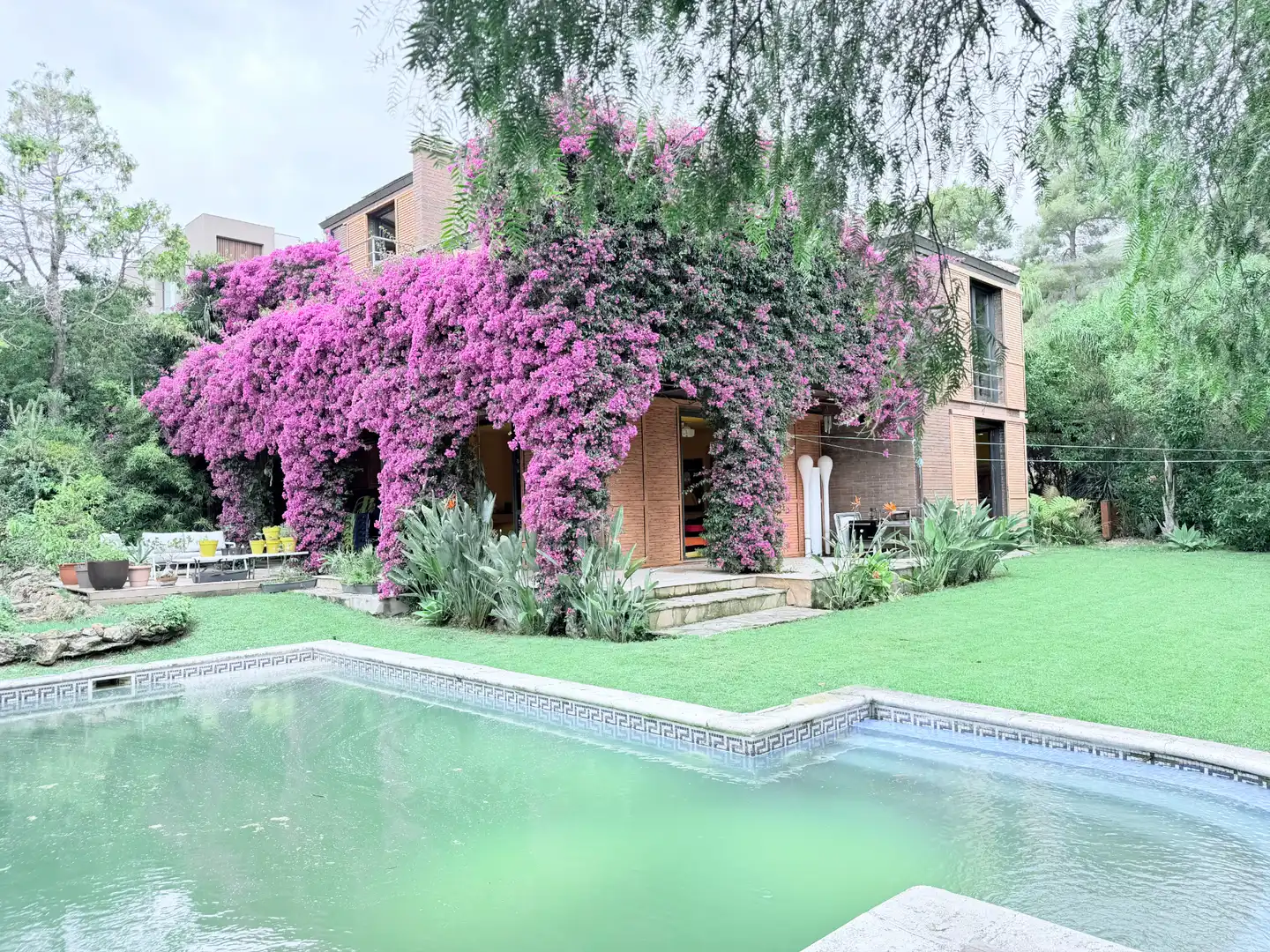 Schwimmbecken von Haus oder Chalet zum Verkauf in Castelldefels mit Klimaanlage, Heizung und Privatgarten