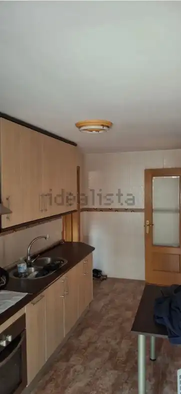 Cuina de Casa adosada en venda en Argamasilla de Calatrava amb Aire condicionat, Calefacció i Traster