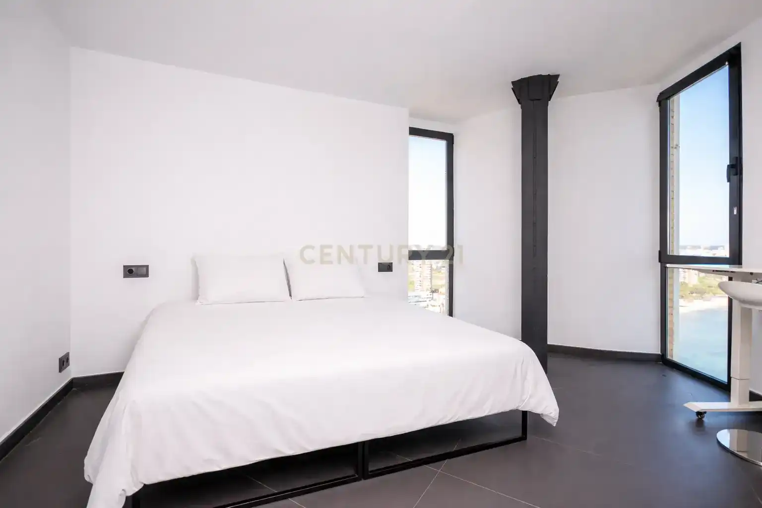 Piso en venta en Carrer Sol Naixent, 18b, Alicante, Spain, -1, Albufereta