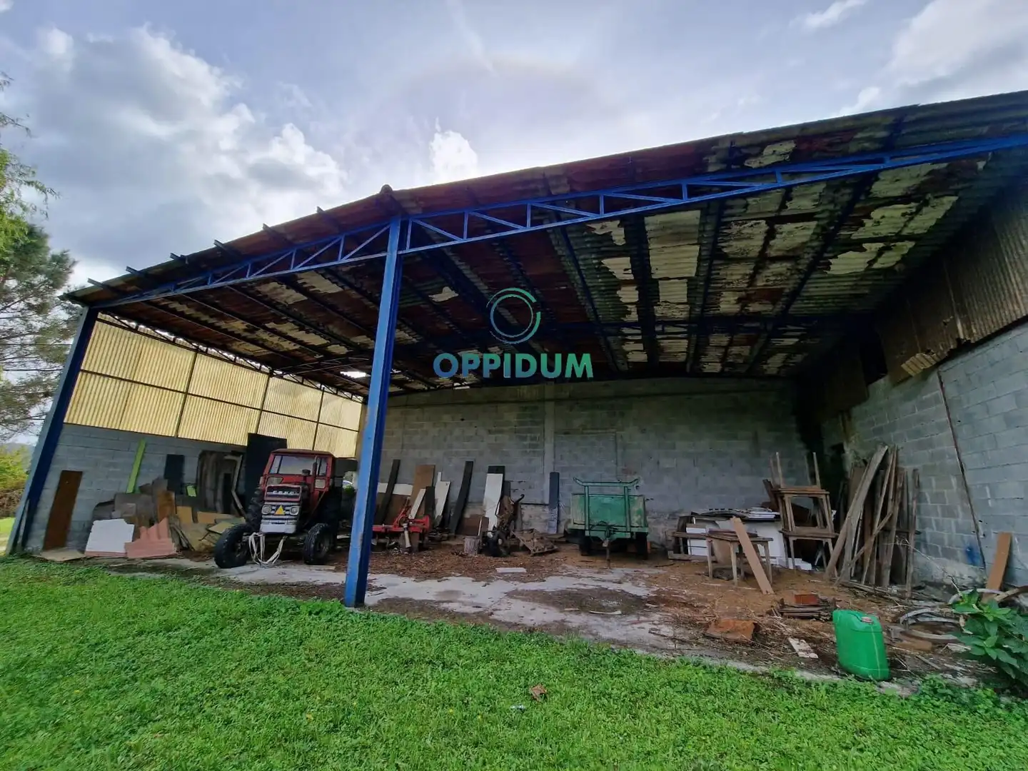 Exterior view of Industrial buildings for sale in Touro