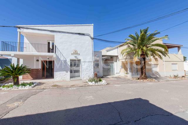 Local comercial en Alquiler en Tous