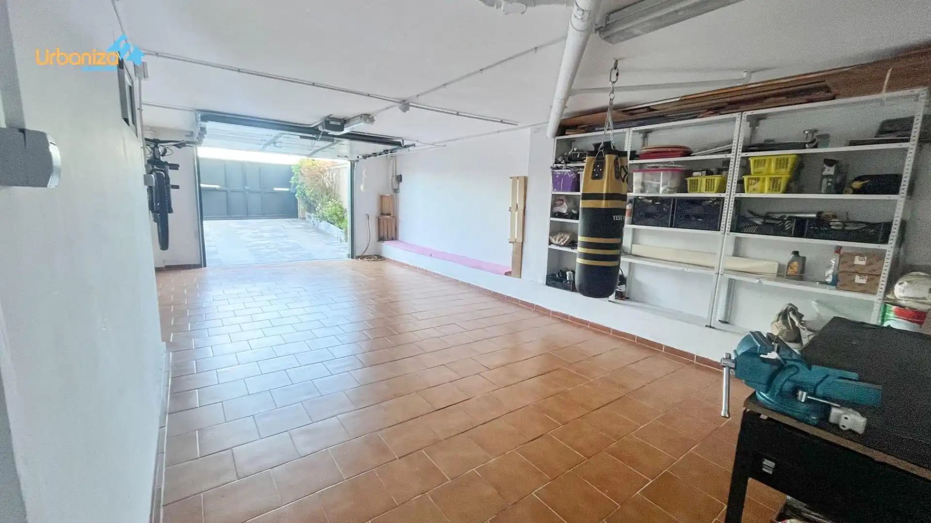 Casa adosada en venda en Cáceres amb Calefacció, Terrassa i Traster