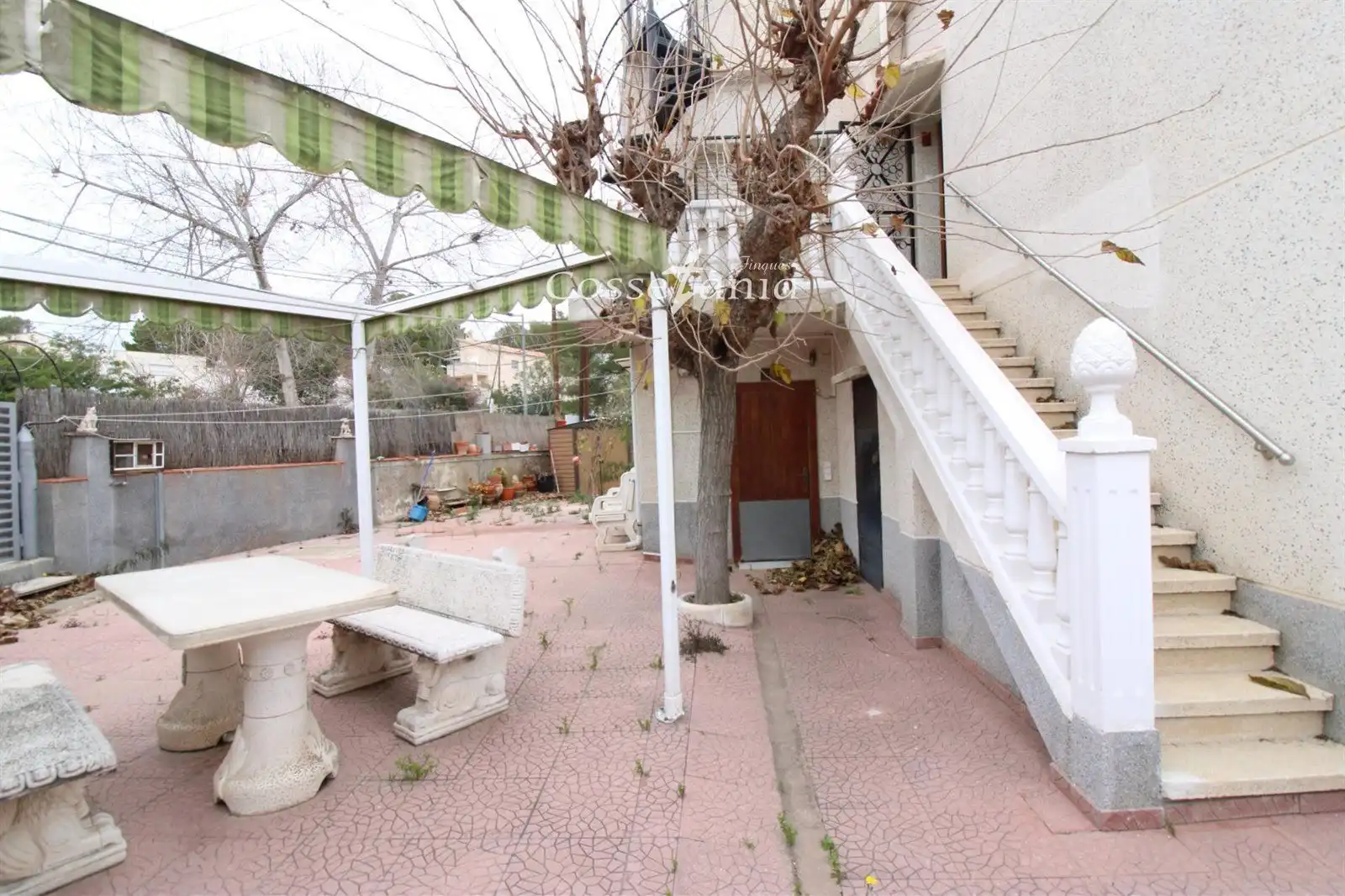 Jardí de Casa adosada en venda en Cunit amb Aire condicionat, Calefacció i Terrassa