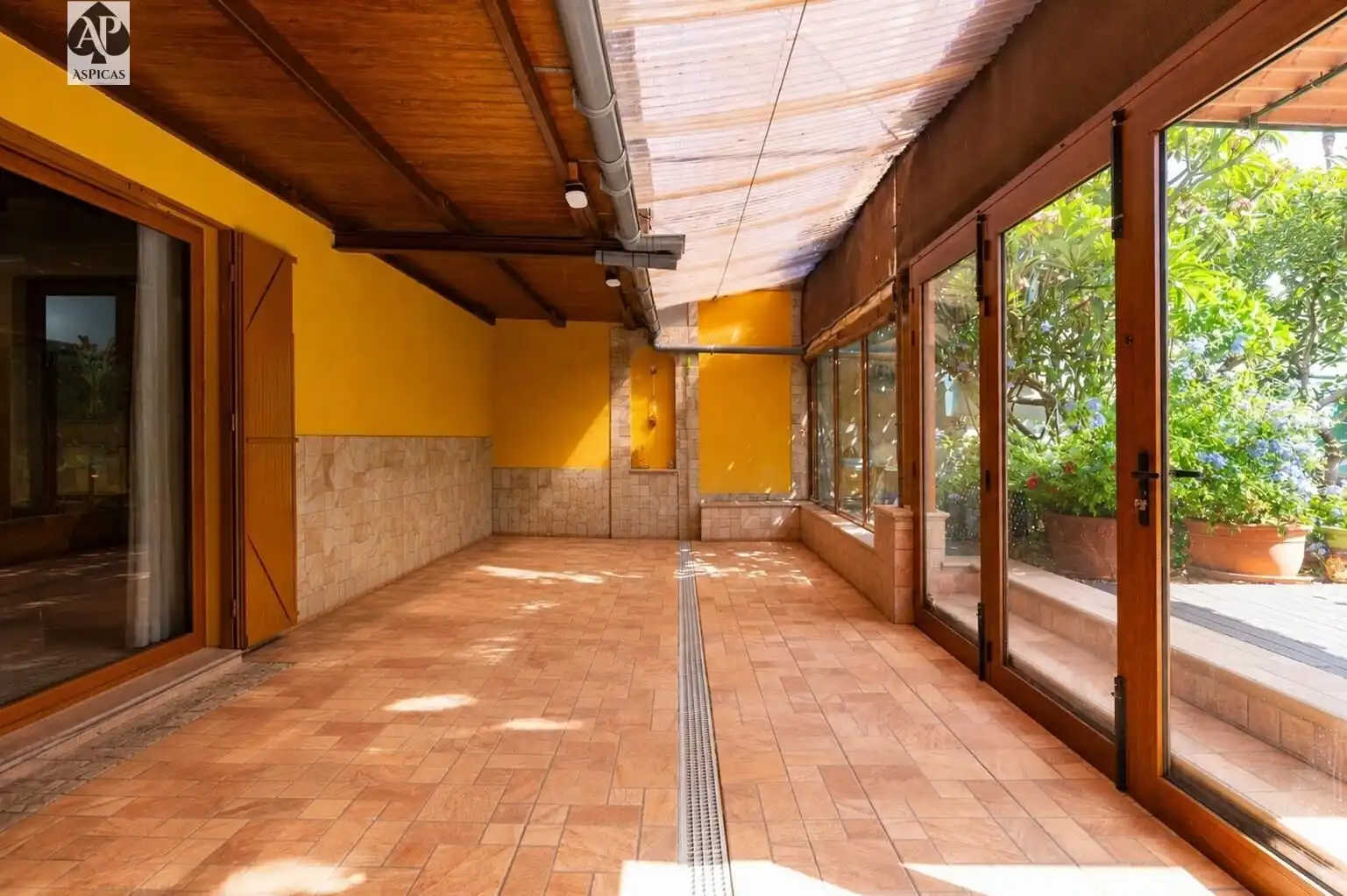 Finca rústica en venta en Telde con Jardín privado, Terraza y Trastero