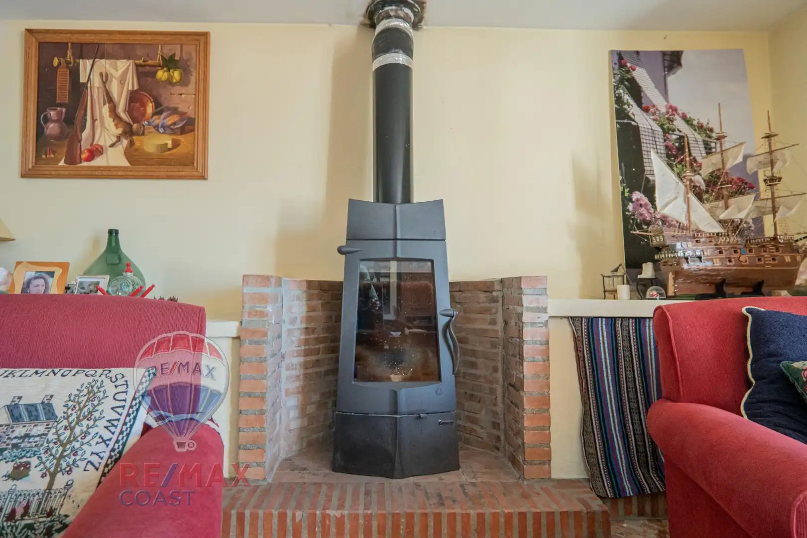 Sala d'estar de Finca rústica en venda en Jubrique amb Aire condicionat, Calefacció i Terrassa