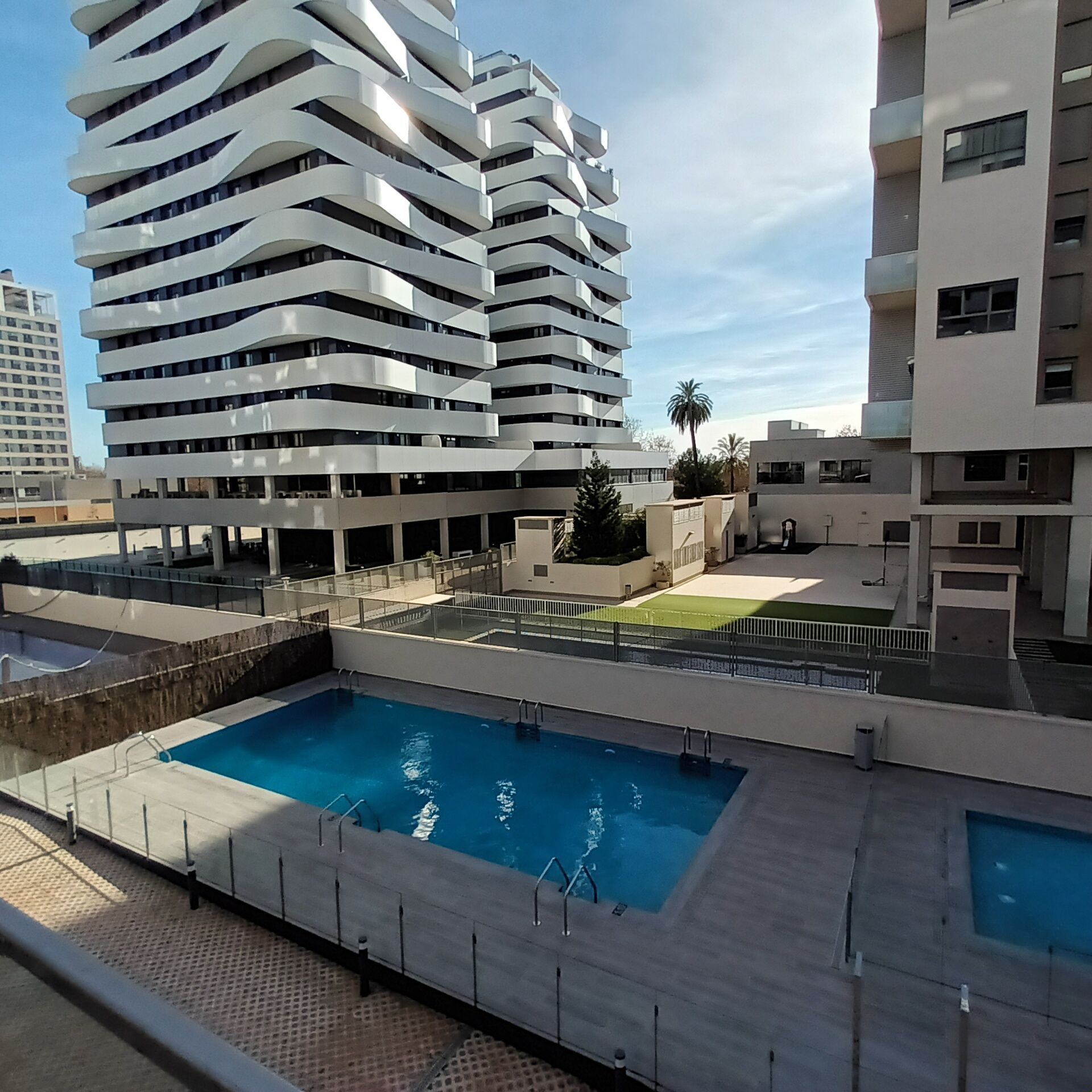 Swimming pool of Flat to rent in  Valencia Capital  with Air Conditioner, Heating and Terrace