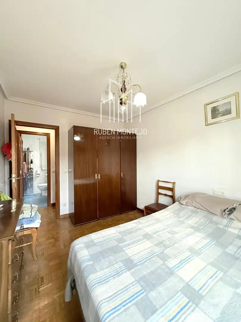 Bedroom of Flat for sale in Salamanca  with Heating, Terrace and Storage room