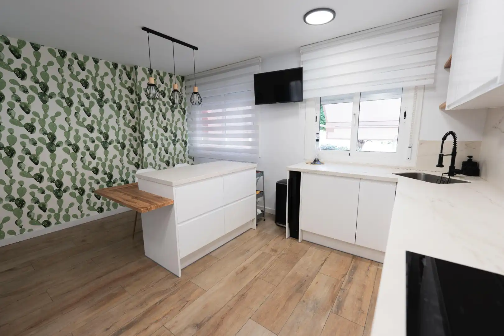 Kitchen of Detached homes for sale in Torrefarrera  with Air Conditioner, Heating and Private garden