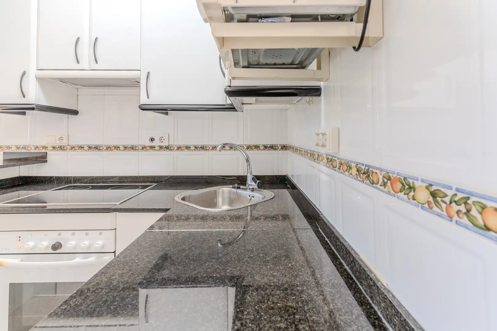 Cocina de Casa o chalet en venta en L'Ametlla de Mar  con Aire acondicionado, Calefacción y Jardín privado